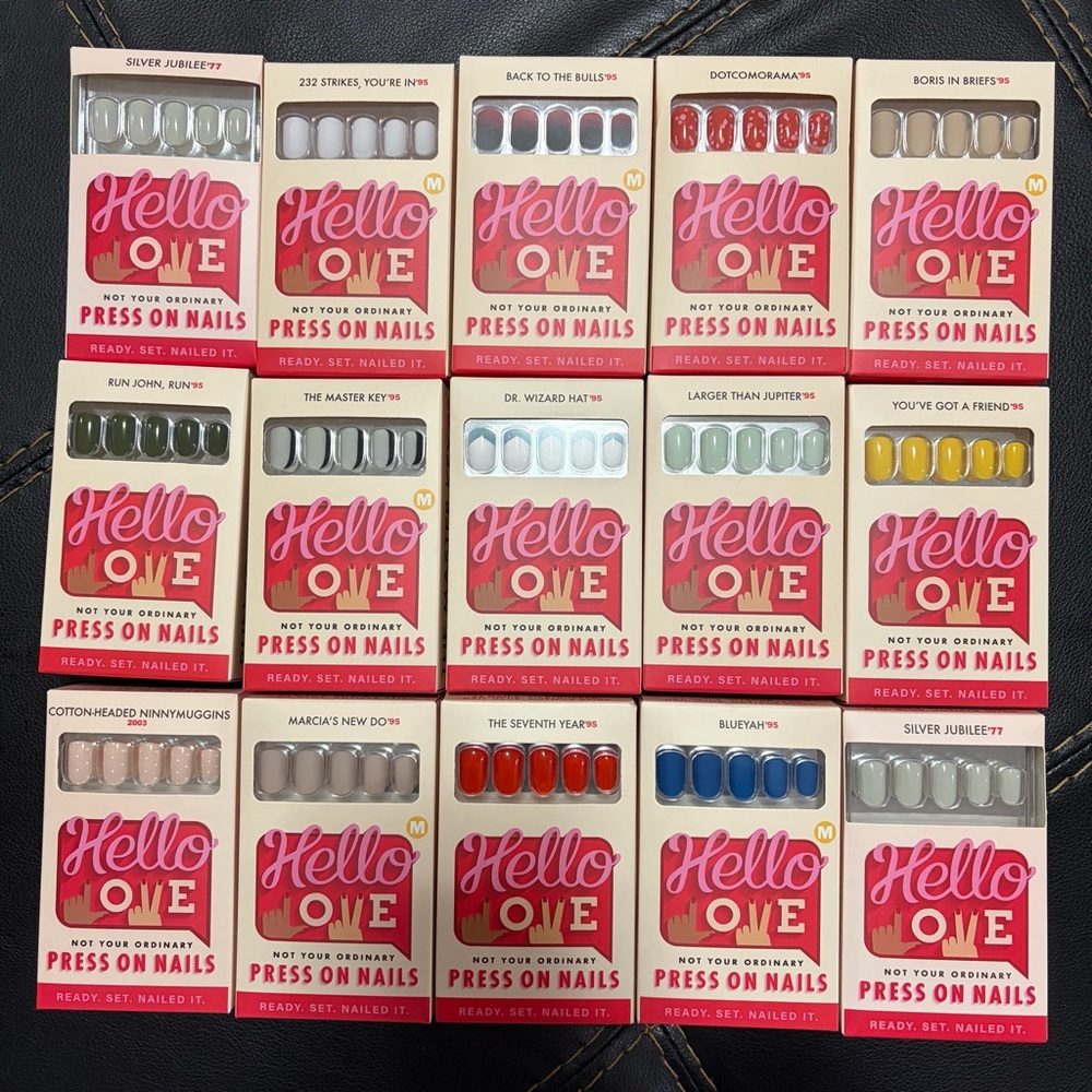 Hello Love Press On Nails Set New in Box